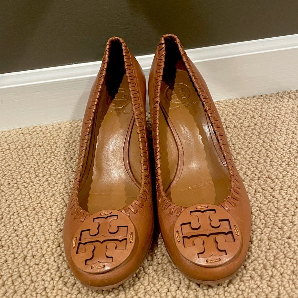 Tory Burch brown leather wedges - woven